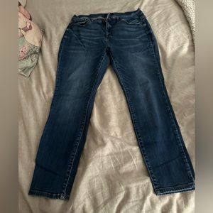 Judy Blue | Style# JB82106MD | Skinny Fit